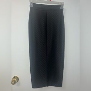H&M Black Pencil Skirt
